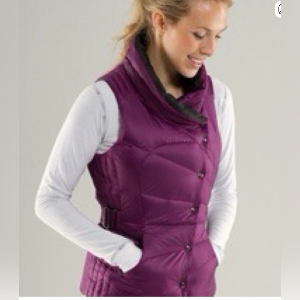 Lululemon purple/ black get down vest size 6